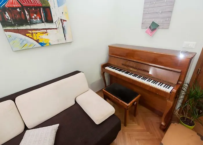 Sunny Apartment